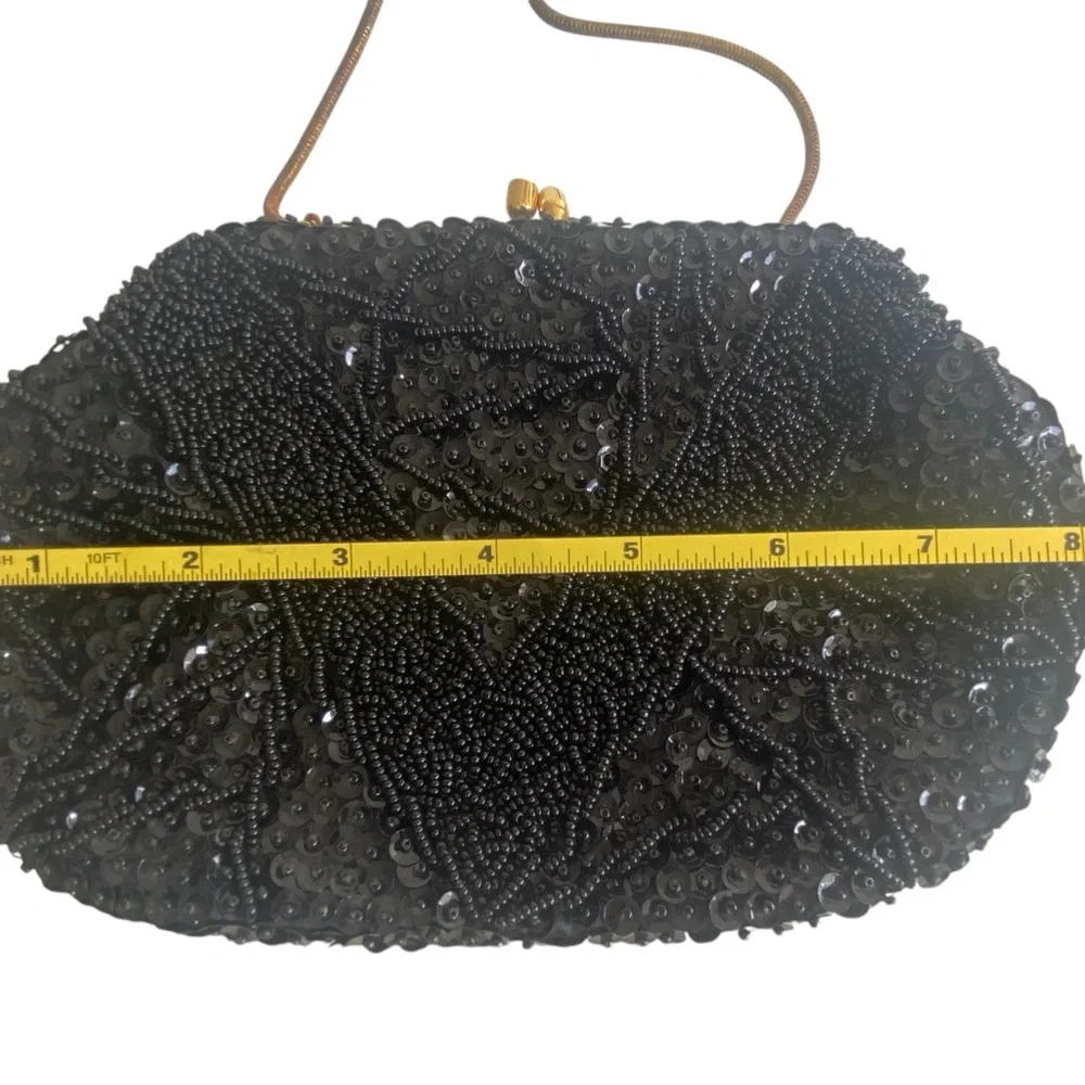 Vintage Beaded Purse. - Picture 2 of 6